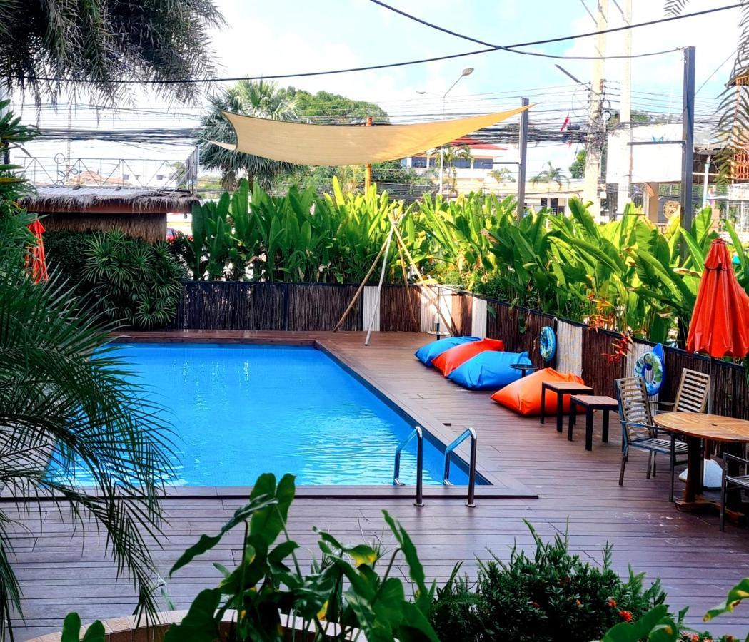 Crystal Jade Hotel Rayong Exteriör bild